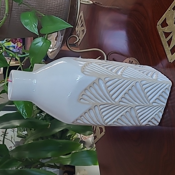 Patterned Milk Bottle Vase - Picture 2 of 11